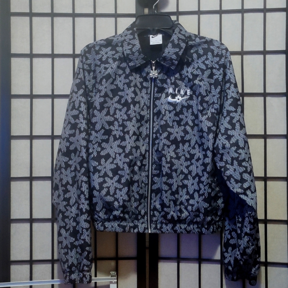 Blue & white Nike Coat size small